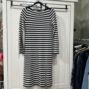 Ann Taylor Stretch Knit Midi Dress XS
Wool Blend Black White Stripe